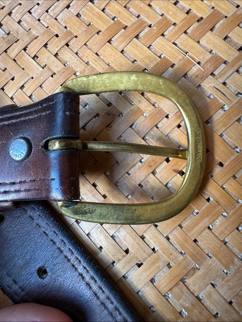 Classic Brown Leather Men’s Belt with Brass Buckle